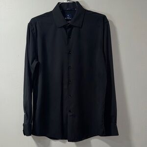Men's Black lightweight black button down Dress Shirt size Medium 6017